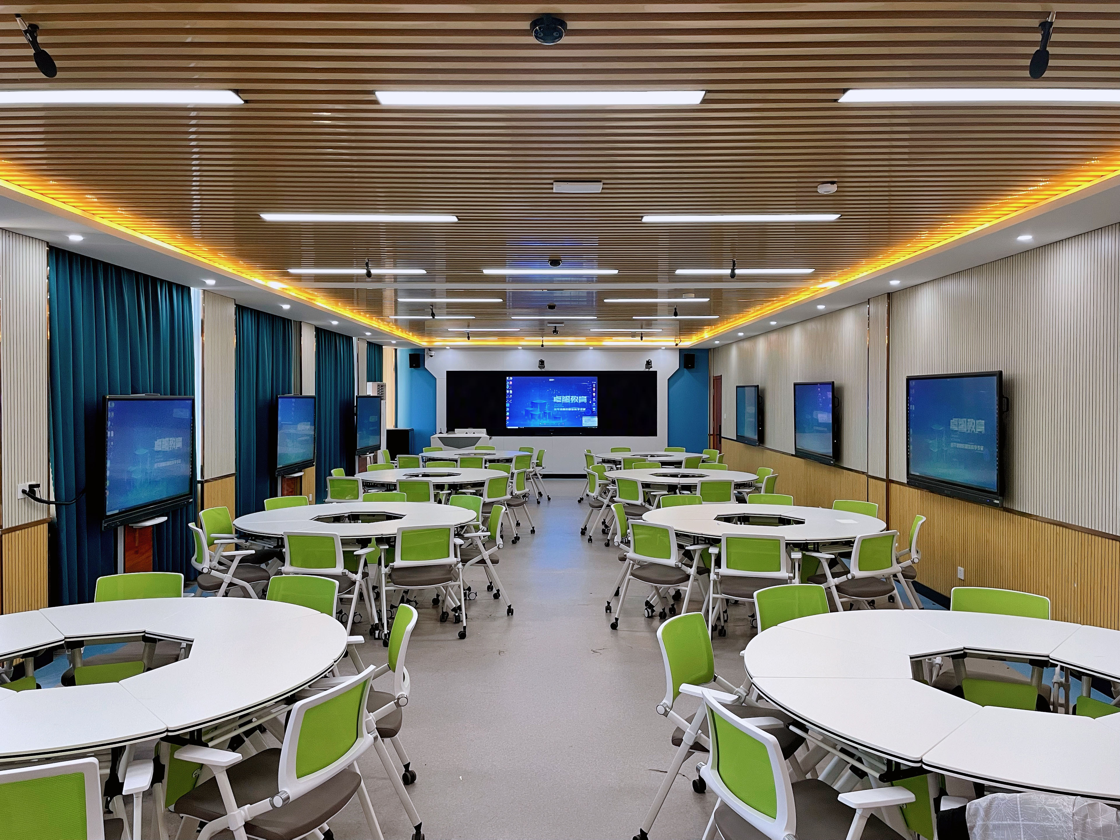 山东外贸职业学院多功能智慧教室建设项目